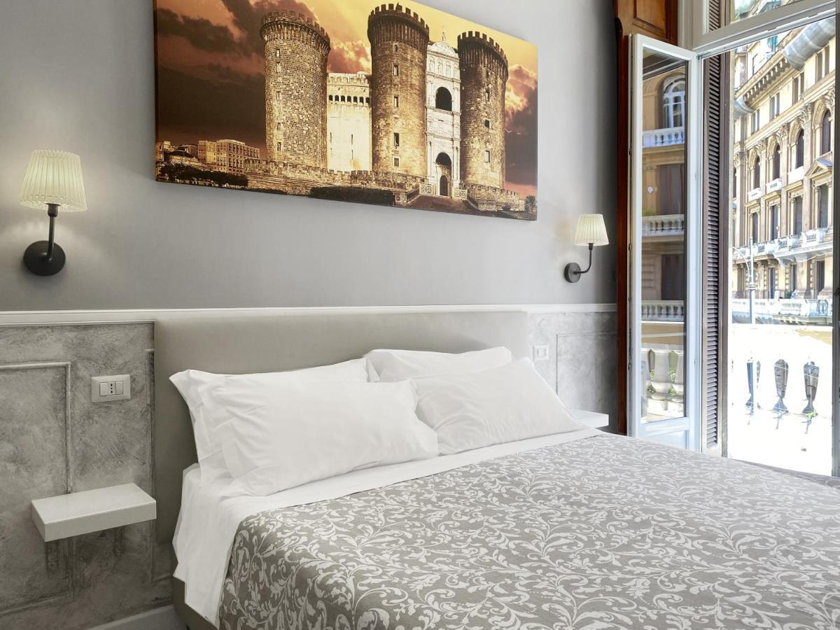 Piazza Bovio 22 Hotel Napoli Ngoại thất bức ảnh