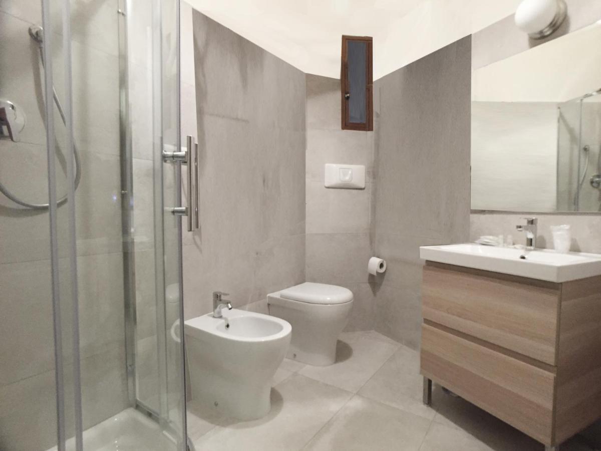 Piazza Bovio 22 Hotel Napoli Ngoại thất bức ảnh