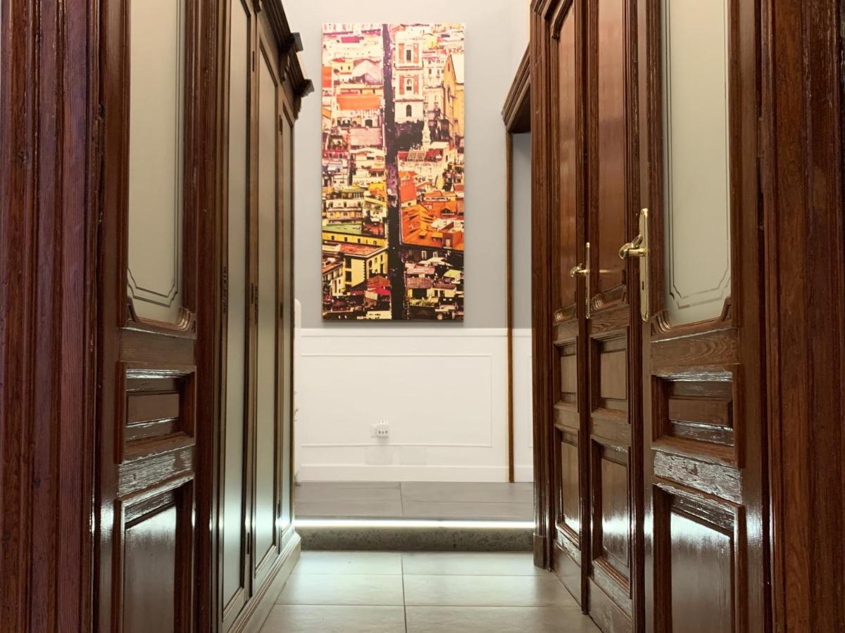 Piazza Bovio 22 Hotel Napoli Ngoại thất bức ảnh
