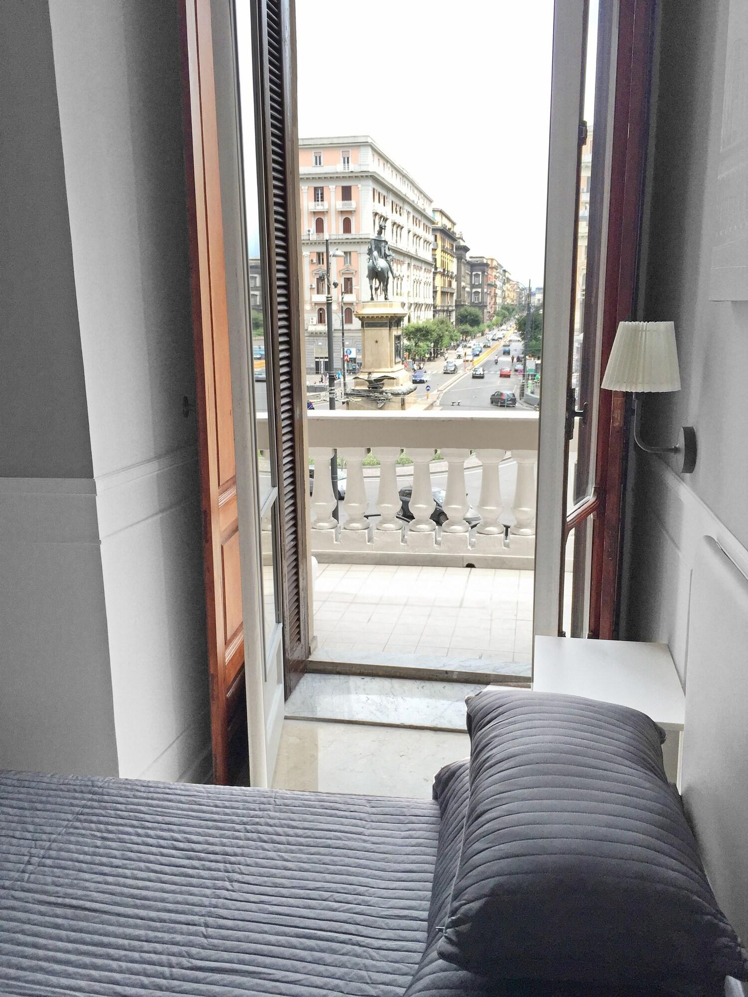 Piazza Bovio 22 Hotel Napoli Ngoại thất bức ảnh